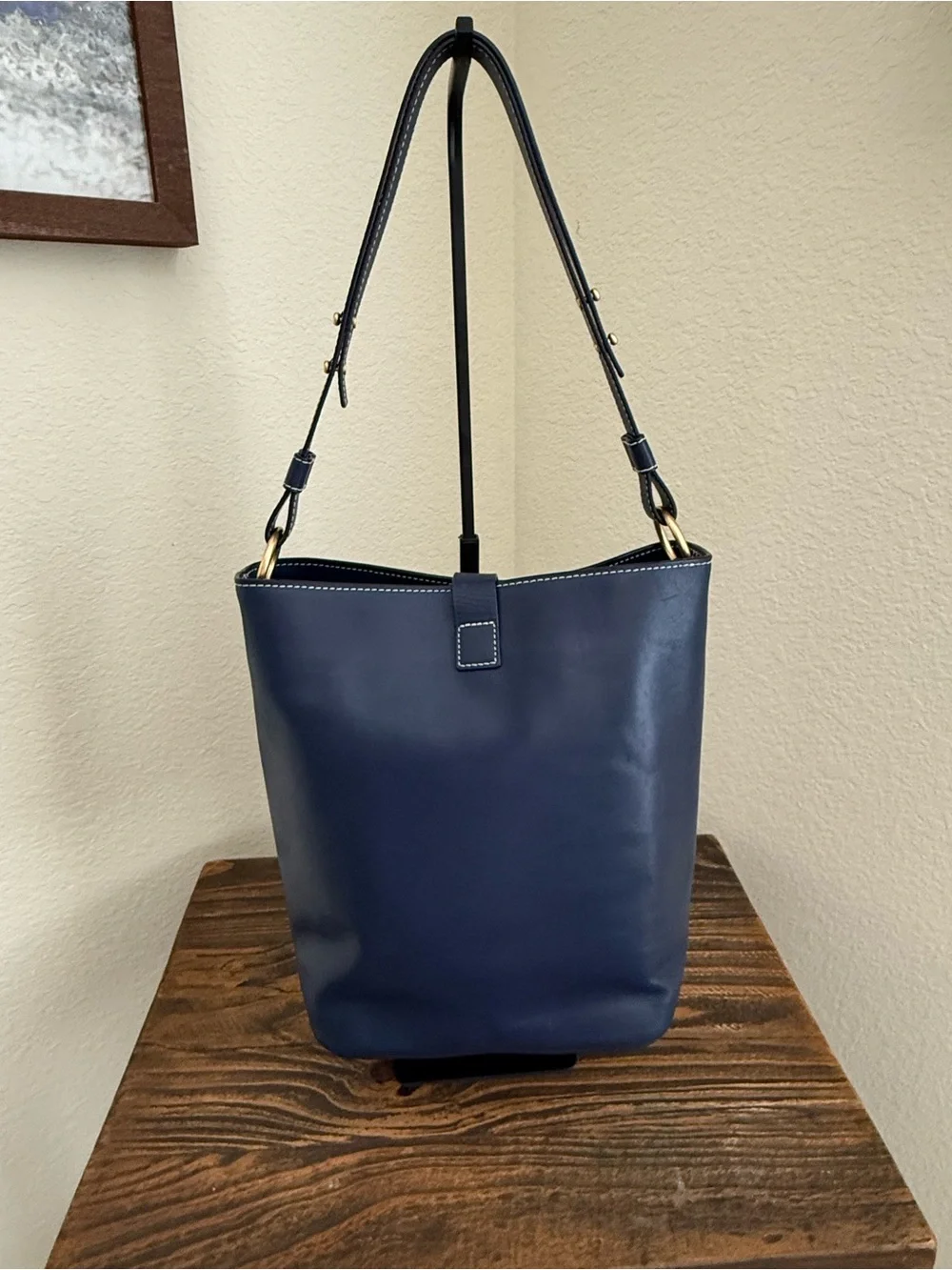 Tory Burch Miller Leather Bucket Tote – Navy Blue